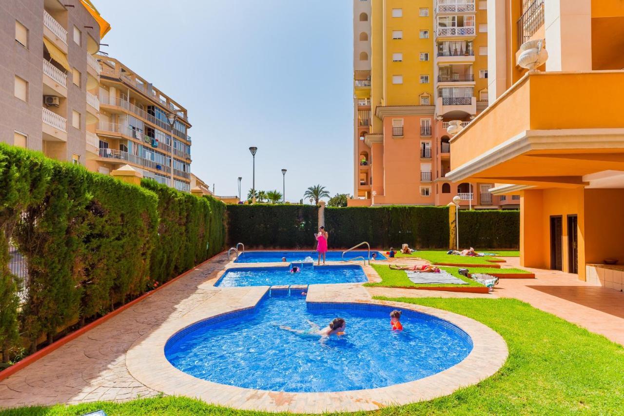 Apartamento Seaview Deluxe 托雷维耶哈 外观 照片